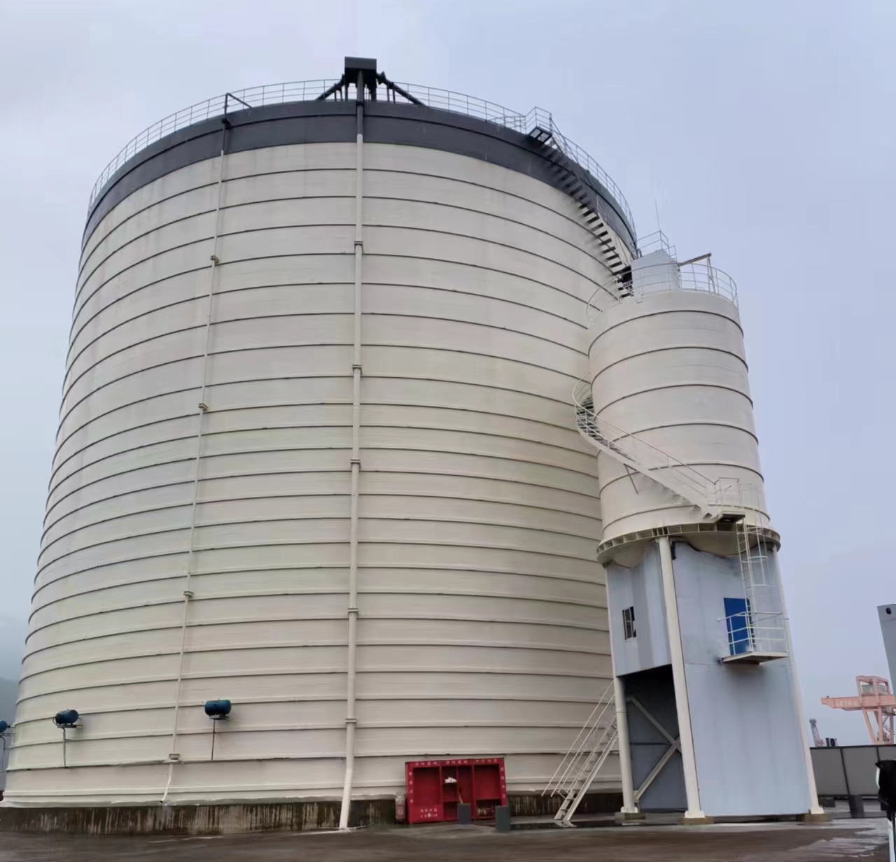 灵宝10万吨水泥钢板库